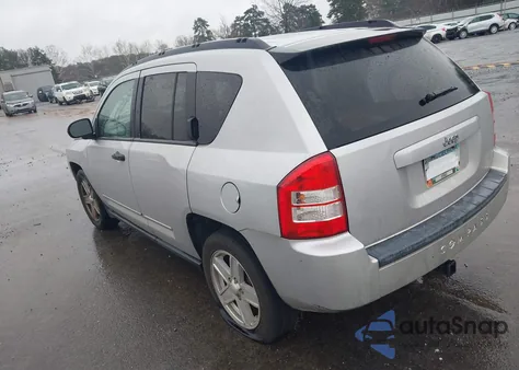 2008 Jeep Compass Sport z USA, uszkodzony, nr VIN 1J8FT47W98D694199